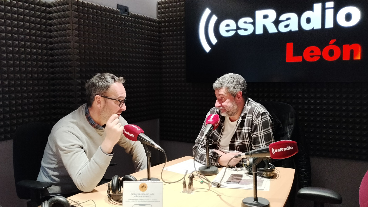 Imagen: El experto inmobiliario Jon Ander Aragón durante la entrevista en el programa Manos Arriba