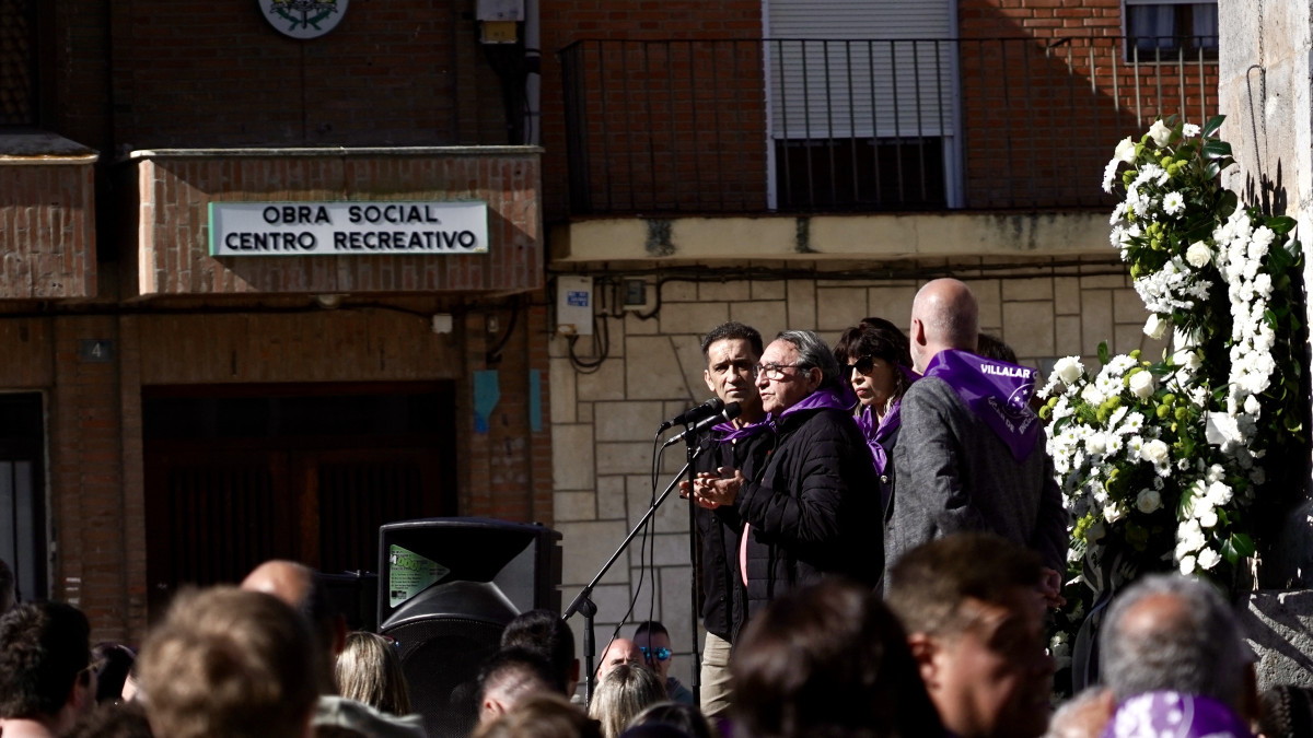 Imagen: ICAL. El alcalde de Villalar de los Comuneros (Valladolid), Luis Alonso Laguna, en su discurso oficial por el Día de la Comunidad