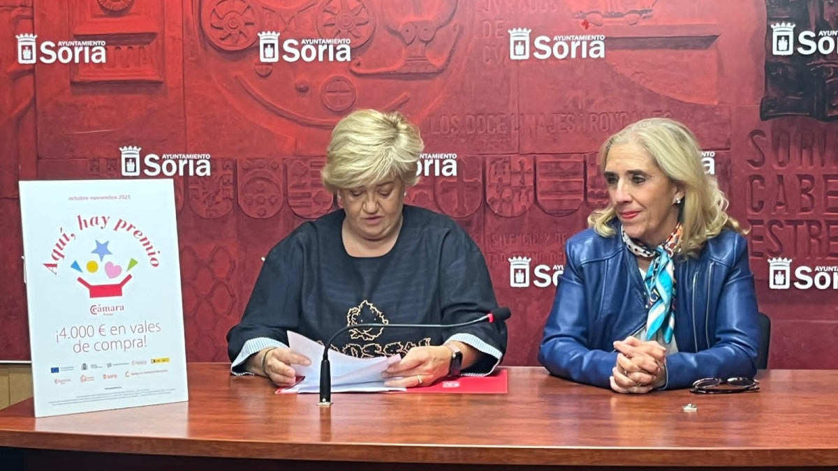 Imagen: La vocal de la entidad cameral, Sonia Giaquinta, y la concejala Teresa Valdenebro, han detallado el programa. 