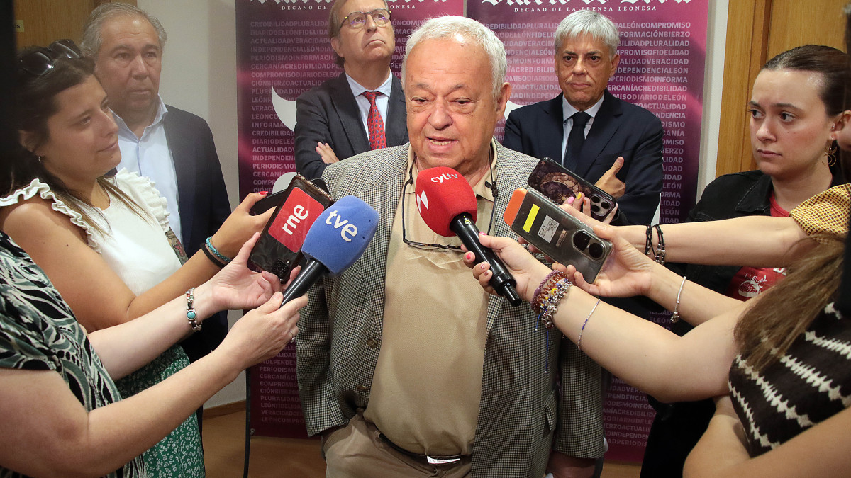 Imagen: El consejero de Cultura, Turismo y Deporte, Gonzalo Santonja.