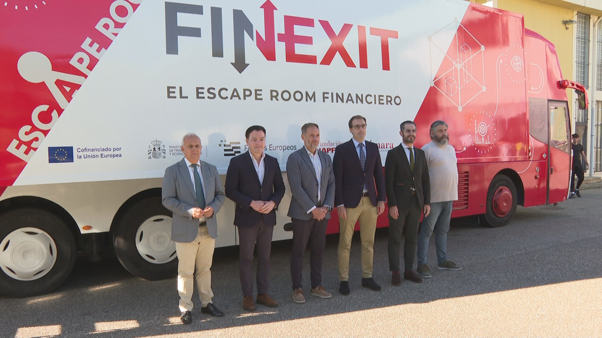 Imagen: El camión donde se desarrolla la actividad "Finexit"
