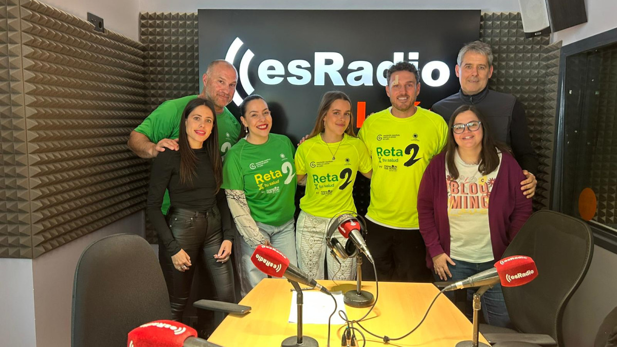 Imagen: Los protagonistas de Reta2XTuSalud de la AEACC León pasaron por los micrófonos de Es La Mañana