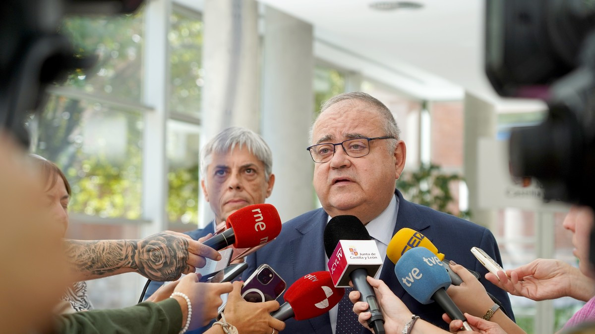 Imagen: ICAL. Imagen de archivo de el consejero de Sanidad de Castilla y León, Alejandro Vázquez.