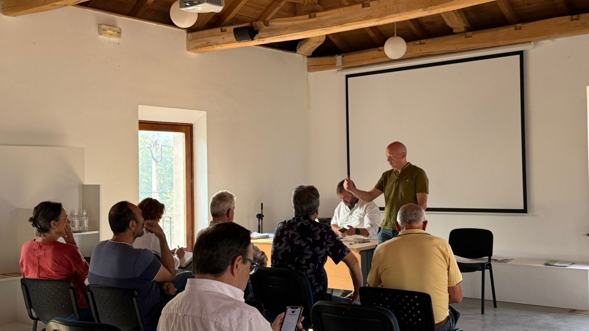 Imagen: Reunión de la Mesa del Castaño