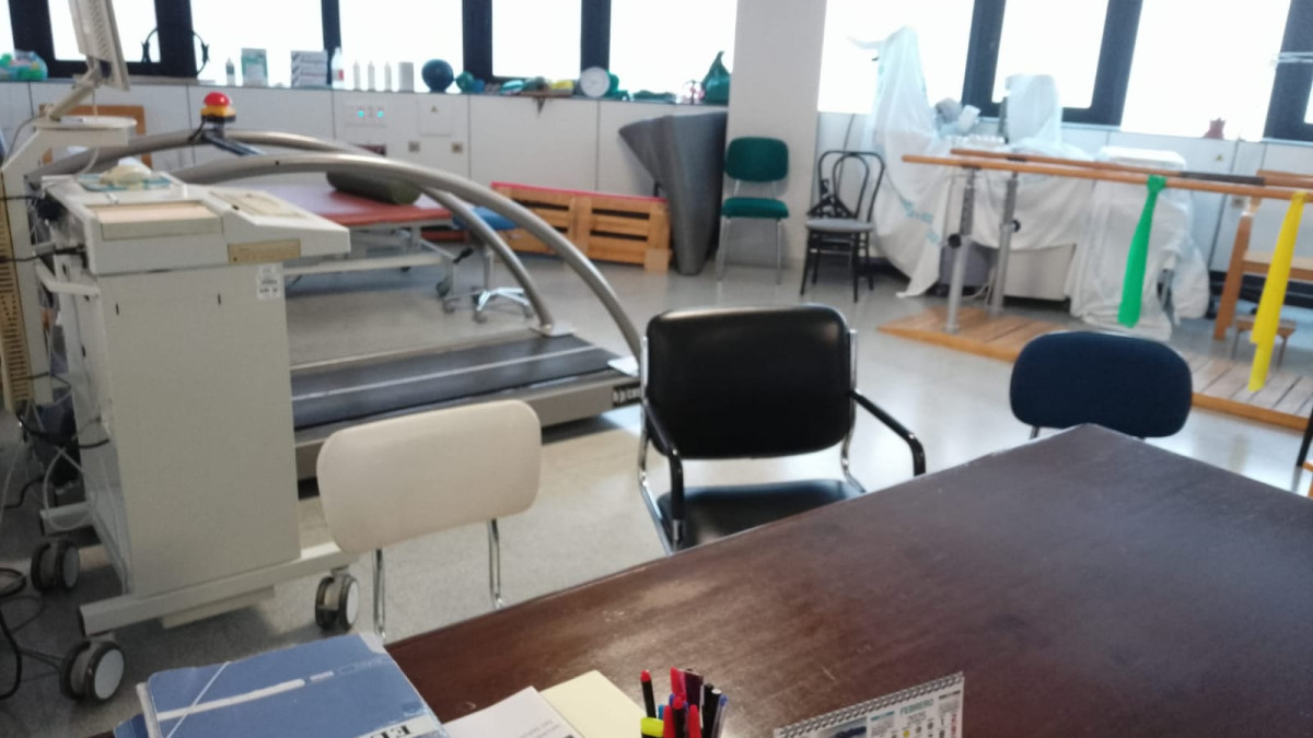 Imagen: SINGEFE denuncia apilamiento y mal estado del material, reducción de espacios...