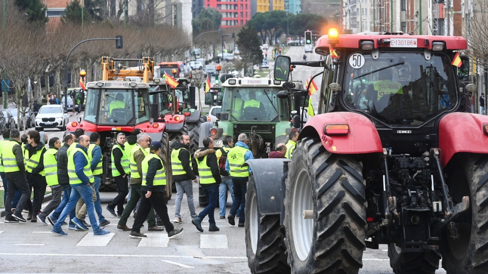 Imagen: Tractorada en Burgos | El Mundo Diario de Castilla y León