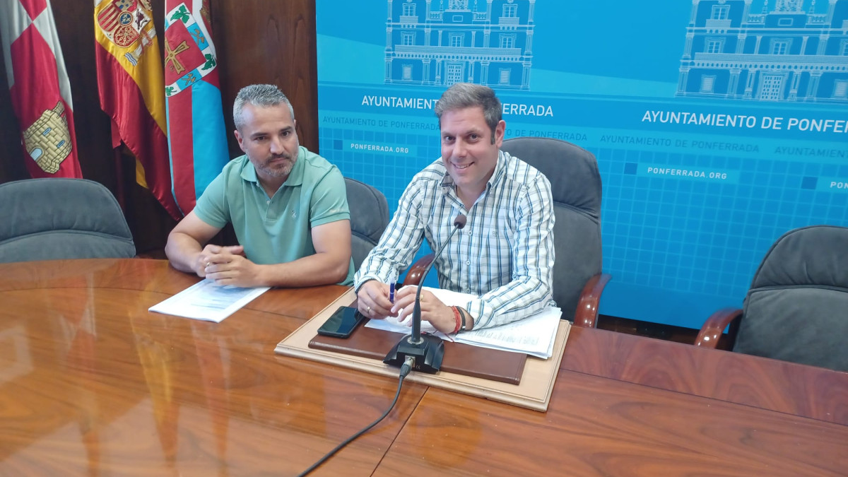 Imagen: Iván Alonso y David Pacios, en la valoración del presupuesto