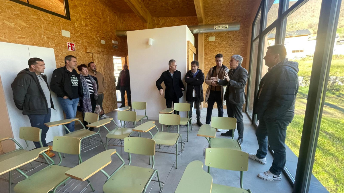 Imagen: Cesión del Edificio Polivalente de Caboalles de Arriba 