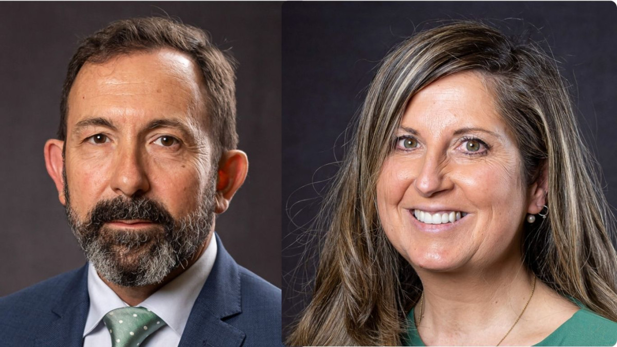 Imagen: Cortes CYL. Javier Bernardo Teira y Ana Rosa Hernando, procuradores en el Parlamento autonómico.