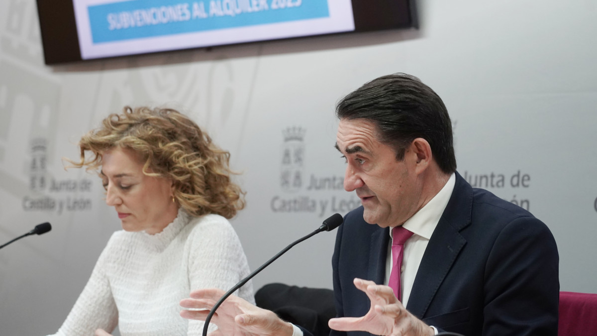 Imagen: ICAL. El consejero de Vivienda, Juan Carlos Suárez-Quiñones
