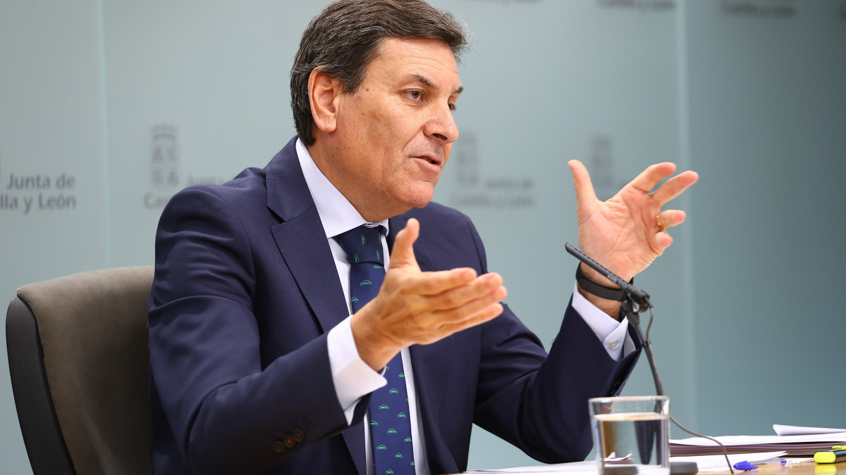 Imagen: Carlos Fernández Carriedo en la rueda de prensa tras el Consejo de Gobierno del 4 de junio de 2026 | JCyL