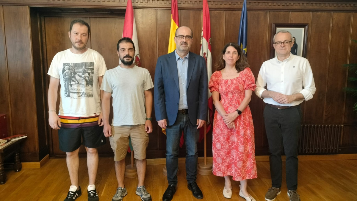 Imagen: Reunión en el Ayuntamiento