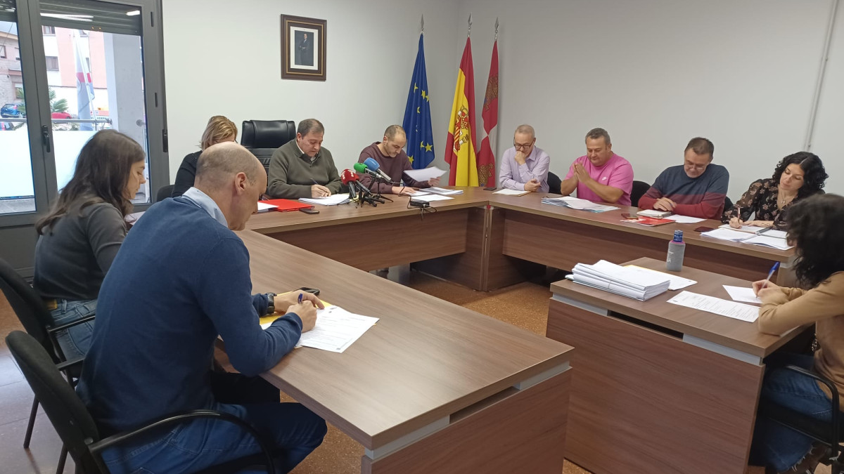 Imagen: Pleno de renuncia del alcalde de Toral de los Vados