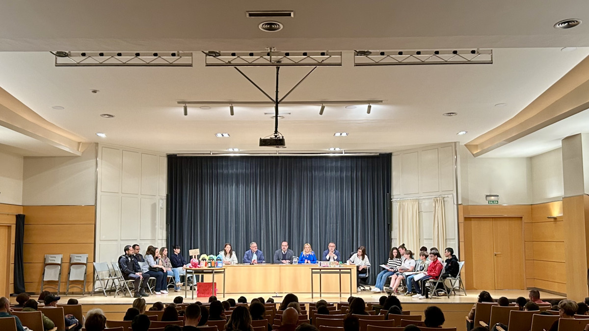 Imagen: Momento del acto en la Casa de la Cultura de Ponferrada