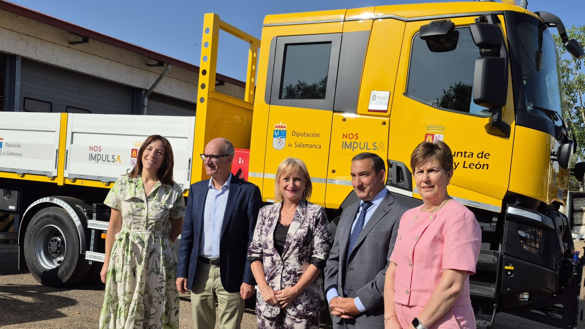 Imagen: Presentación del nuevo vehículo forestal
