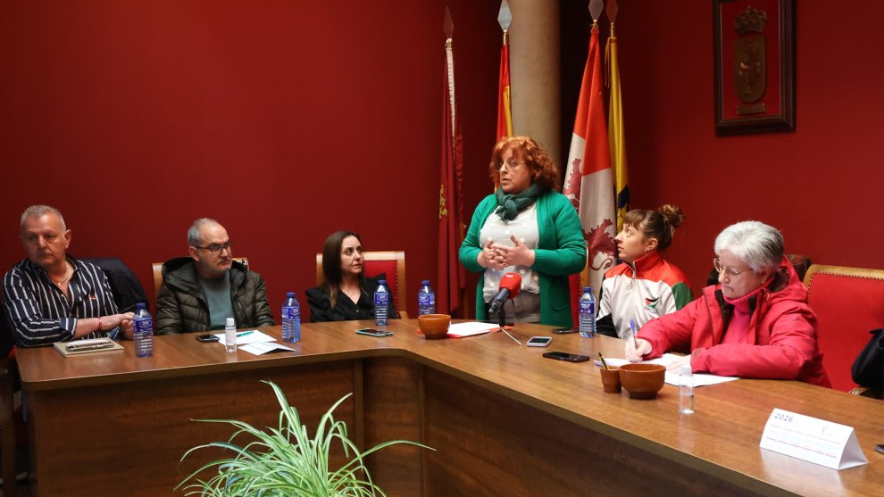 Imagen: Vicenta García nueva alcaldesa de Mansilla de las Mulas. Imagen: Virginia Morán | Diario de León