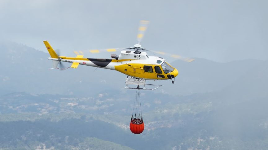 Imagen: Helicóptero antiincendios
