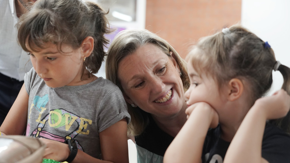 Imagen: ICAL. Isabel Blanco, consejera de Familia e Igualdad de Oportunidades, confirma que la comunidad recurrirá el reparto de menores migrantes.