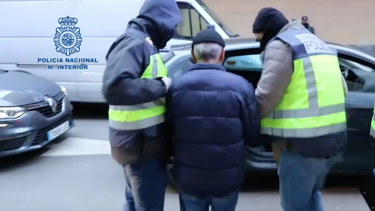 Imagen: Policía Nacional. Imágenes de Pompeyo González, el burgalés condenado a 18 años de cárcel, en el momento de su detención
