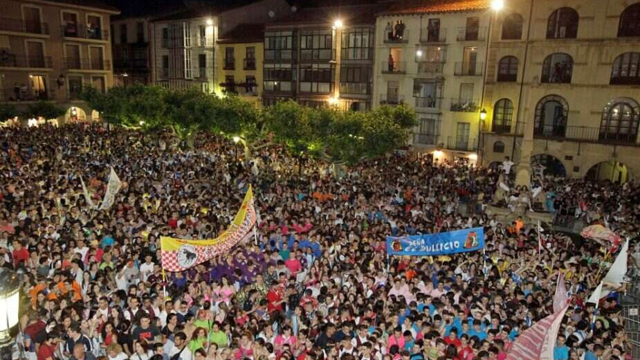 Imagen: El Ayuntamiento de Soria abre el proceso de selección del cartel de San Juan 2025. 