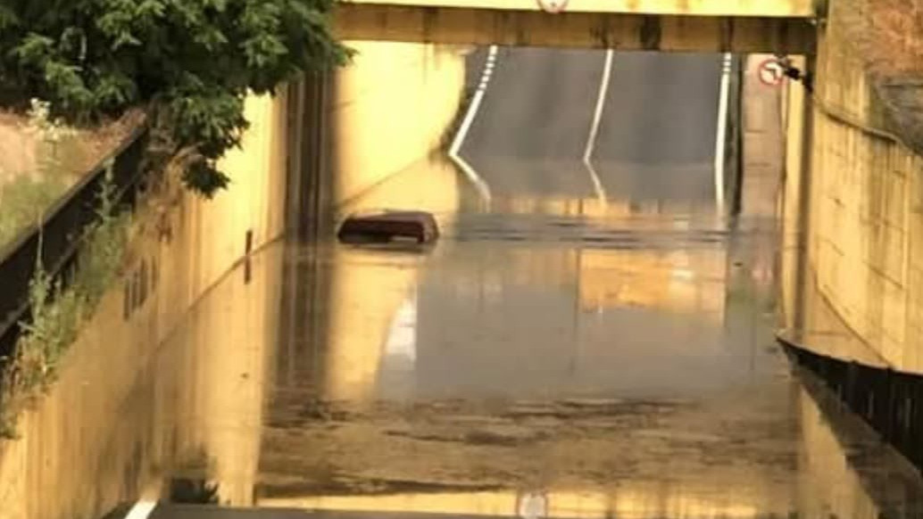 Imagen: Ayto. Medina del Campo. Una tromba de agua inunda la localidad vallisoletana de Medina del Campo.