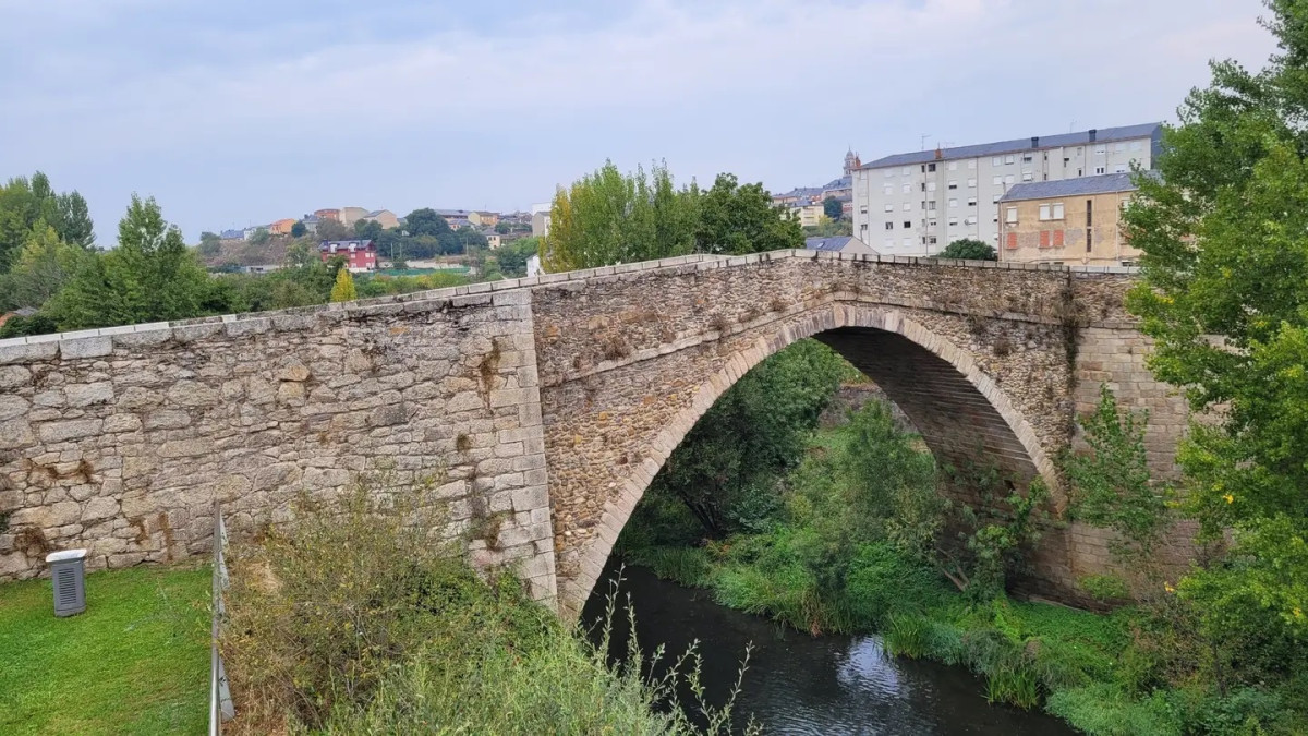 Imagen: Río Boeza, a su paso por Ponferrada