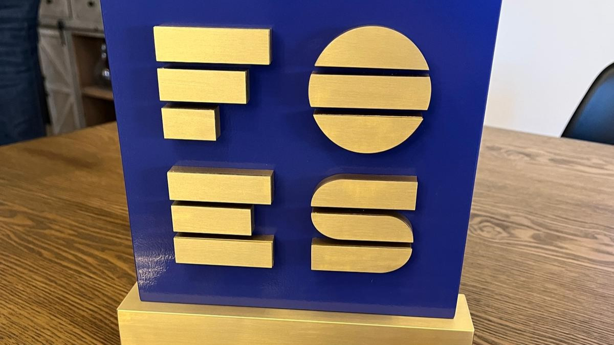 Imagen: imagen del renovado Premio FOES. 