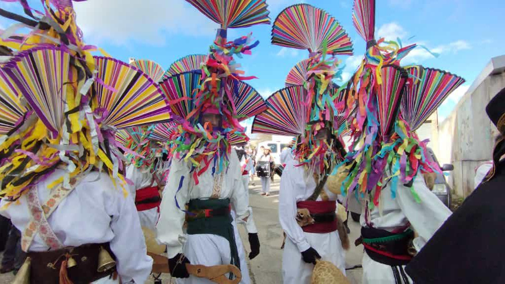 Imagen: Guirrios del antruejo de Carrizo de la Ribera