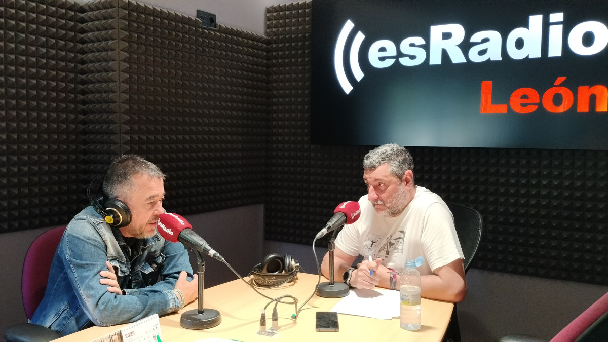 Imagen:  Juan Francisco Martín, director de La 8 León y EsRadio León durante la entrevista 