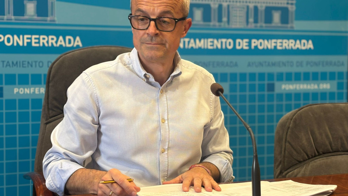 Imagen: Luis Antonio Moreno, anunciando que no se llevarán a pleno los presupuestos