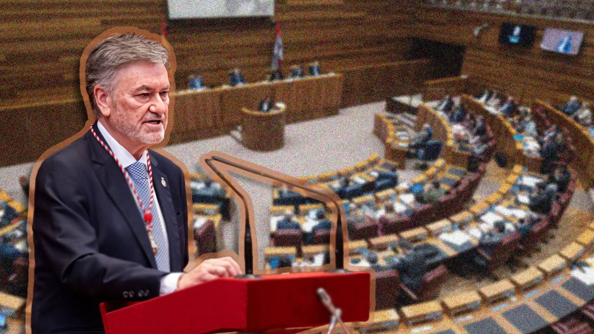 Imagen: Forto de archivo: El Presidente de las Cortes, Francisco Vázquez | Cortes de Castilla y Léon