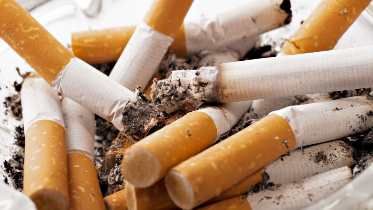 Imagen: esRadio CYL. Colillas de tabaco.