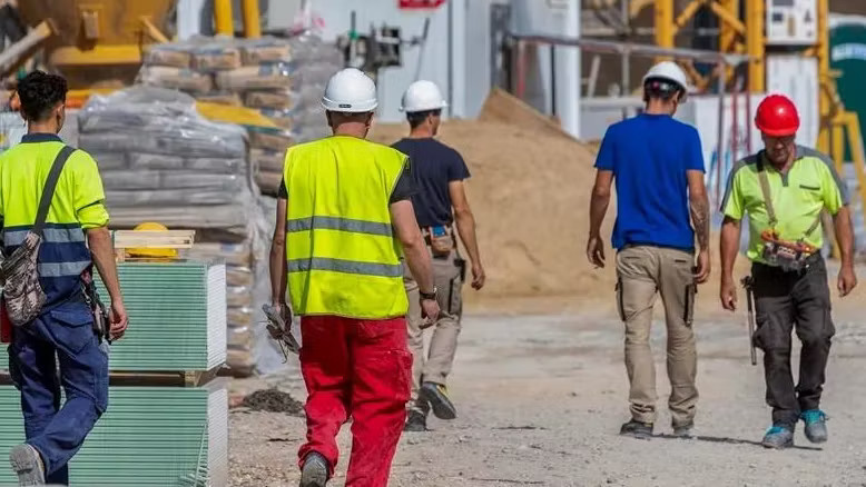 Imagen: Tres de cada cuatro trabajadores extranjeros en Soria proceden de países de fuera de la Unión Europea.