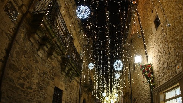 Imagen: Iluminación navideña del año pasado en la calle del Reloj