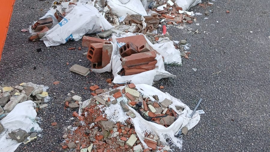 Imagen: Zona de vertidos ilegales en Ponferrada