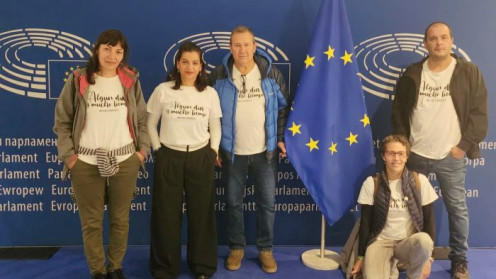 Miembros de OncoBIerzo, en el Parlamento Europeo