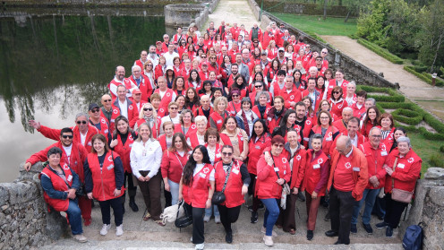 Los participantes en la jornada durante la visita al conjunto renacentista de El Bosque