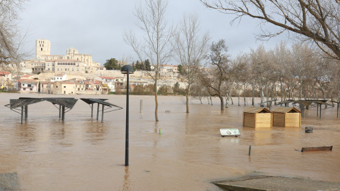 ICAL. Inundaciones en Zamora por la crecida del río Duero.