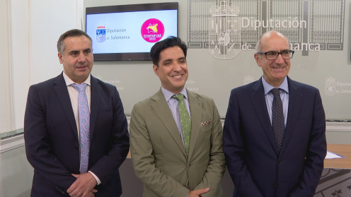 Emilio Corchado, CEO de Startuo Olé junto a al Presidente de la Diputación, Javier Iglesias.