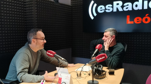  Jon Ander Aragón, asesor de la Inmobiliaria Burgo Nuevo, durante la entrevista en el programa Manos Arriba