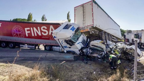 ICAL. Accidente de tráfico en la A-62, a la altura de Tordesillas (Valladolid).