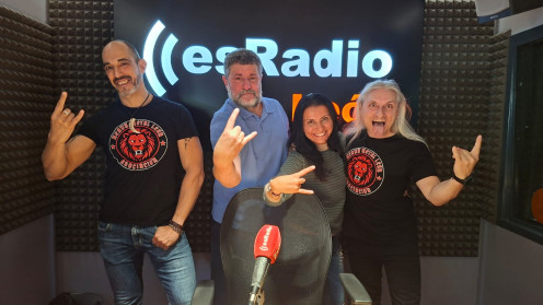 Bachy y Chema de la Asociación Heavy Metal León en el programa Manos Arriba