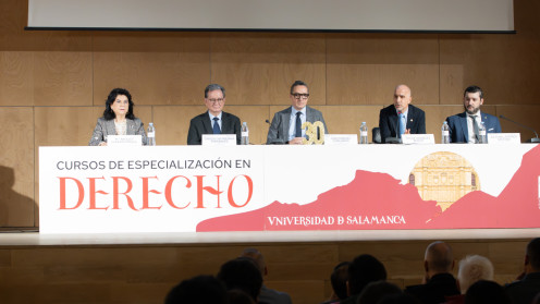 Conferencia inaugural del Curso de Especialización en Derecho de la USAL
