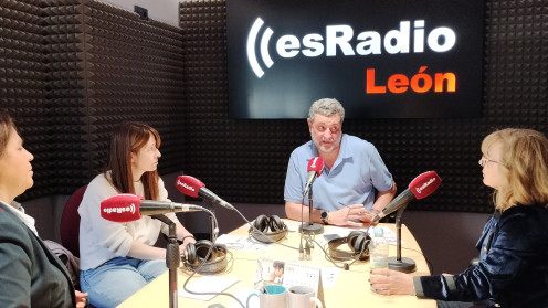 Charo Viloria, Eva Galván y ANa Rivero dan todos los detalles sobre el Macrotaller de RCP Básica durante la entrevista en el programa Manos Arriba