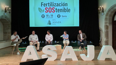 Las jornadas se desarrollan los días 18 y 19 en horario de mañana y tarde, con una veintena de participantes de primer nivel y una visita a los campos de ensayo en Almazán. 