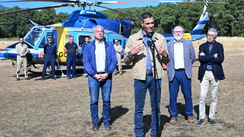 Pedro Sánchez visita la base de la BRIF en Tabuyo del Monte (León), donde agradeció la labor de los brigadistas y reclamó unidad frente a la emergencia climática.