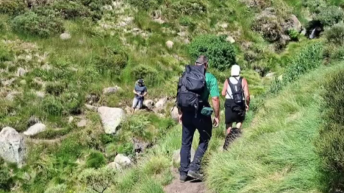 La Guardia Civil auxilia a dos excursionistas desorientados en la Sierra de Béjar