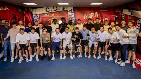 Imagen de grupo del CD Numancia 2024/25. Foto: Mario Tejedor/Diario de Soria