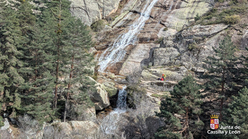 Emergencias 112 Castilla y León. Imagen del rescate de una mujer en Palazuelos de Eresma (Segovia).