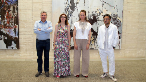 La directora general de Políticas Culturales, Inmaculada Martínez, presenta las próximas exposiciones del Museo de Arte Contemporáneo de Castilla y León con el director del MUSAC, Álvaro Rodríguez Fominaya / ICAL.